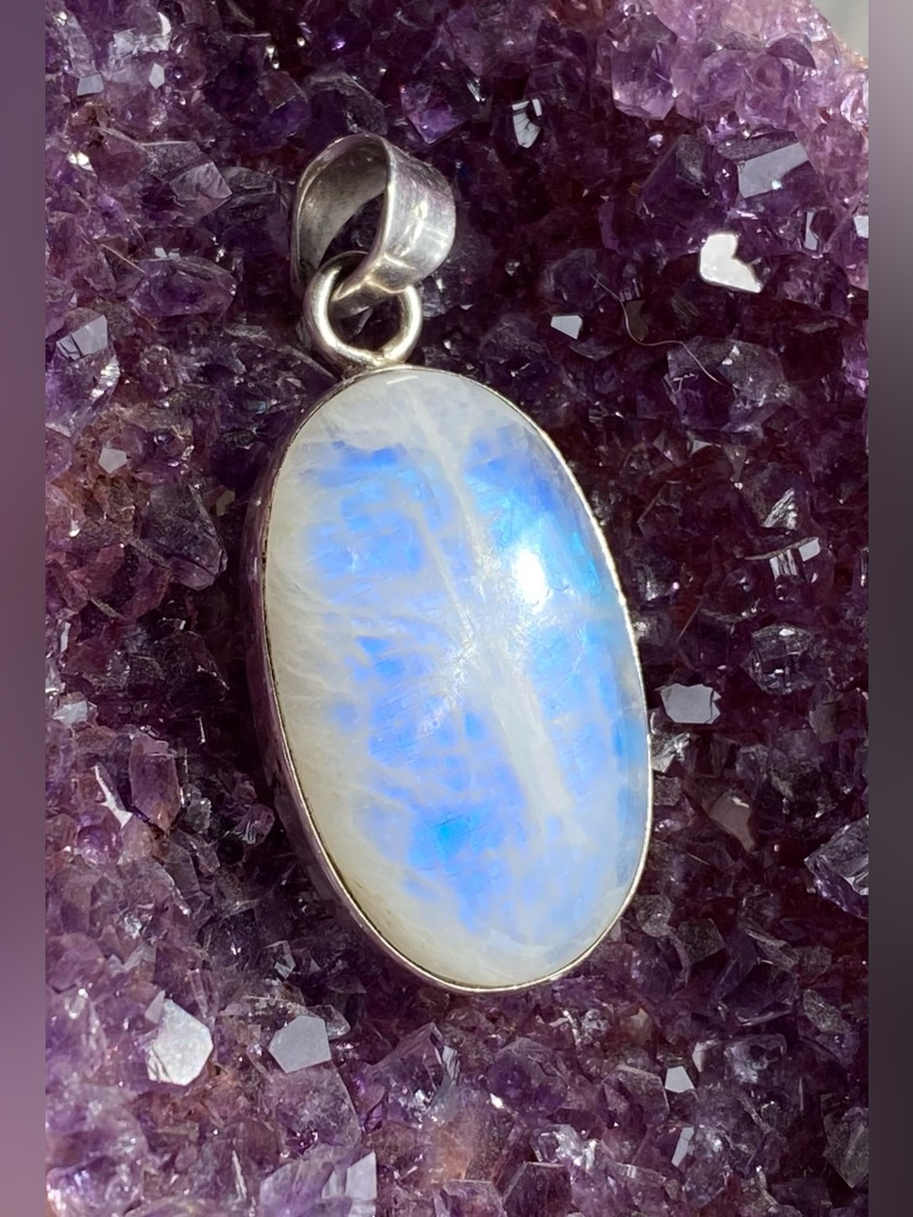 Premium Rainbow Moonstone, 925 Sterling Silver Pendant